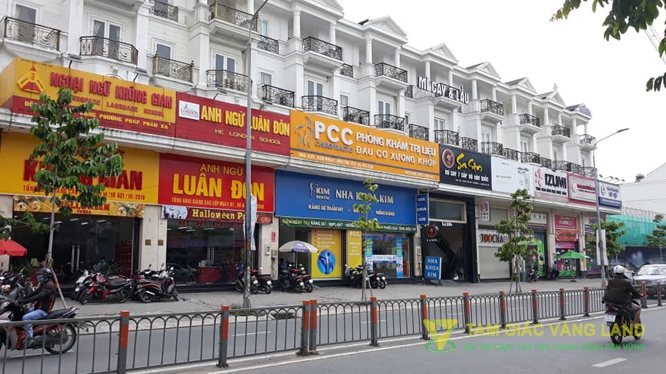 Cho thuê nhà mặt tiền Phan Văn Trị, Khu EMART, Gò Vấp