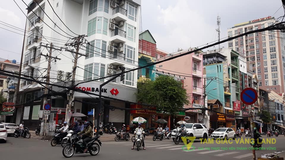 Cho thuê nhà mặt tiền đường Nguyễn Gia Trí, Phường 25, Quận Bình Thạnh, DT 5.5x20m, 1 trệt, 4 lầu, Giá 125 triệu/tháng