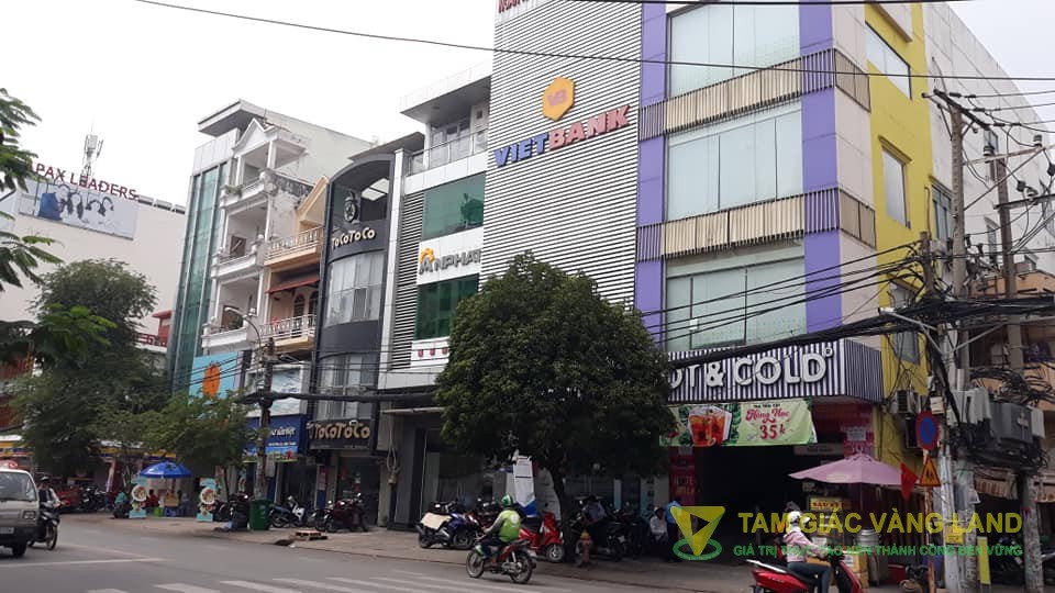 Cho thuê nhà mặt tiền đường Nguyễn Gia Trí, Phường 25, Quận Bình Thạnh, DT 5.5x20m, 1 trệt, 4 lầu, Giá 125 triệu/tháng