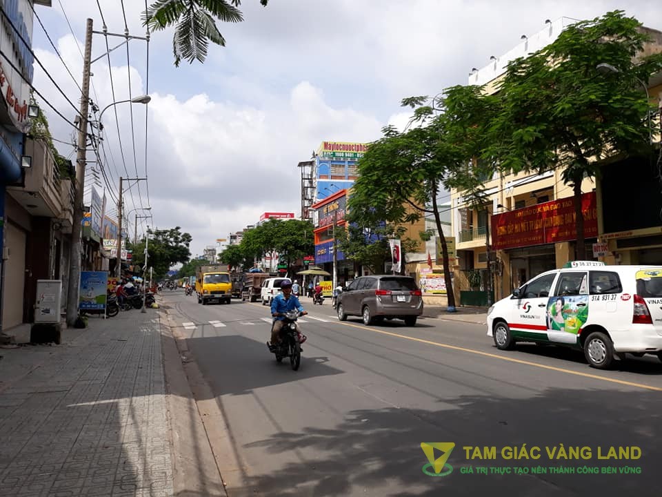 Cho thuê nhà mặt tiền đường Nguyễn Oanh, Phường 17, Quận Gò Vấp, DT 20x50m, nhà cấp 4, Giá 150 triệu/tháng