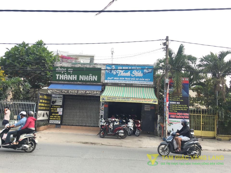 Cho thuê nhà mặt tiền đường Nguyễn Duy Trinh, Phường Bình Trưng Tây, Quận 2, DT 8x22m, cấp 4, Giá 100 triệu/tháng