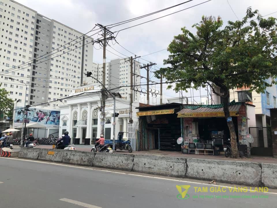 Cho thuê nhà mặt tiền đường Phan Văn Hớn, Phường Tân Thới Nhất, Quận 12, DT 7x25m, nhà cấp 4, Giá 35 triệu/tháng