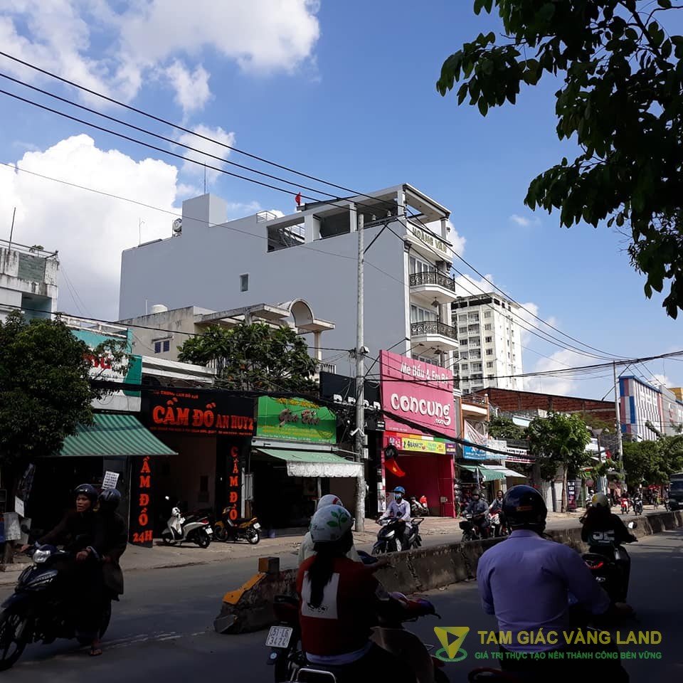 Cho thuê mặt bằng đường Huỳnh Tấn Phát, Phường Tân Thuận Đông, Quận 7, DT 11x37m, đất trống, Giá 120 triệu/tháng