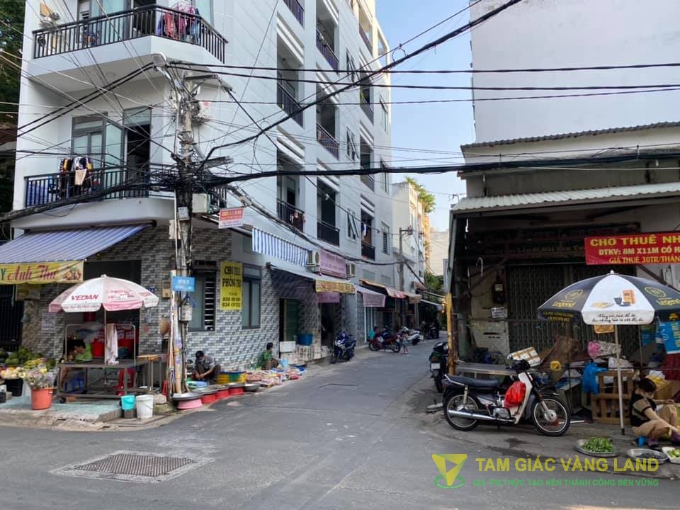 Cho thuê nhà Góc 2 mặt tiền đường Văn Chung, Phường 13, Quận Tân Bình, DT 8x11m, 1 trệt, gác, Giá 30 triệu/tháng