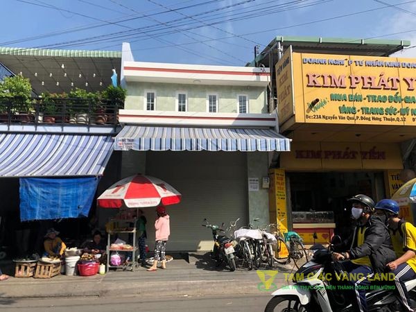 Cho thuê nhà mặt tiền đường Nguyễn Văn Quá, Phường Đông Hưng Thuận, Quận 12, DT 4.2x18m, 1 trệt 1 lửng, Giá 23 triệu/tháng