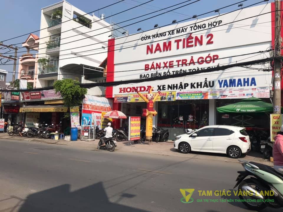 Cho thuê nhà mặt tiền đường Nguyễn Ảnh Thủ, Phường Hiệp Thành, Quận 12, DT 10.5x25m, cấp 4, Giá 45 triệu/tháng