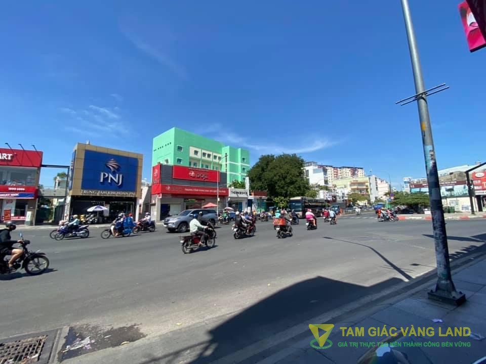 Cho thuê nhà mặt tiền đường Lũy Bán Bích, Phường Phú Thọ Hòa, Quận Tân Phú, DT 10x10m, 1 trệt, 1 lầu, Giá 90 triệu/tháng