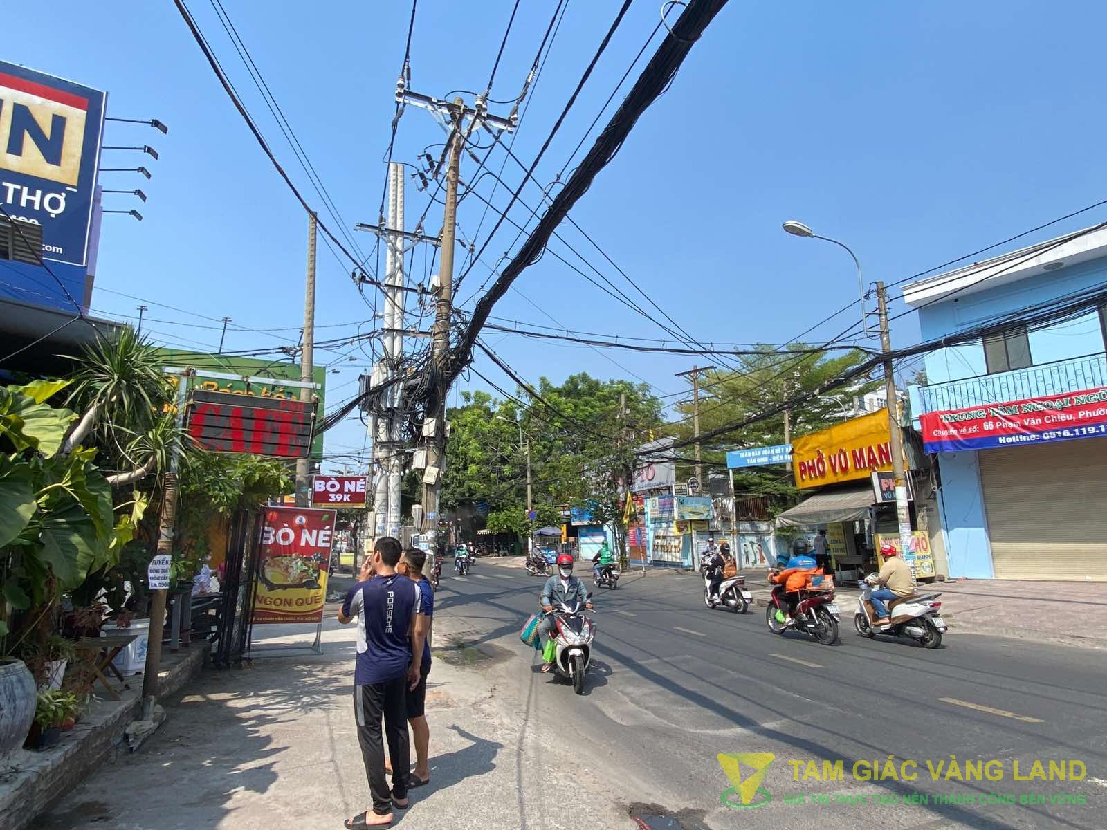 Cho thuê nhà mặt tiền đường Phạm Văn Chiêu, Phường 8, Quận Gò Vấp, DT 11x30m, cấp 4, Giá 140 triệu/tháng